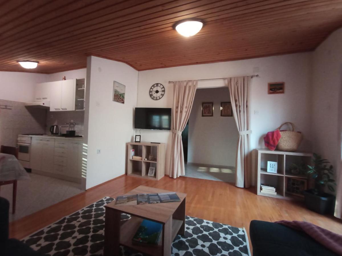 Apartments Katarina 诺维·维诺多尔斯基 外观 照片
