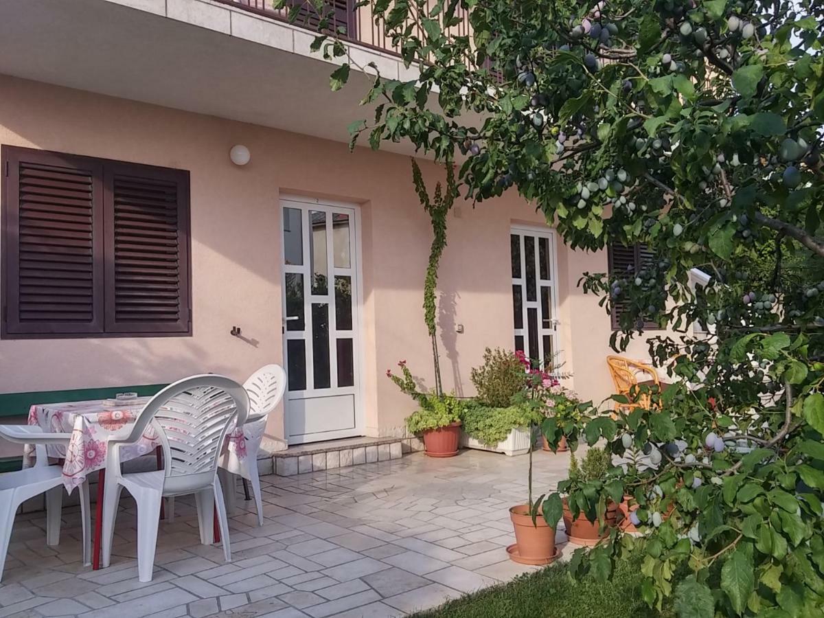 Apartments Katarina 诺维·维诺多尔斯基 外观 照片
